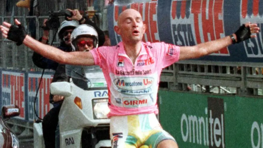 La vittoria di Pantani al Plan di Montecampione