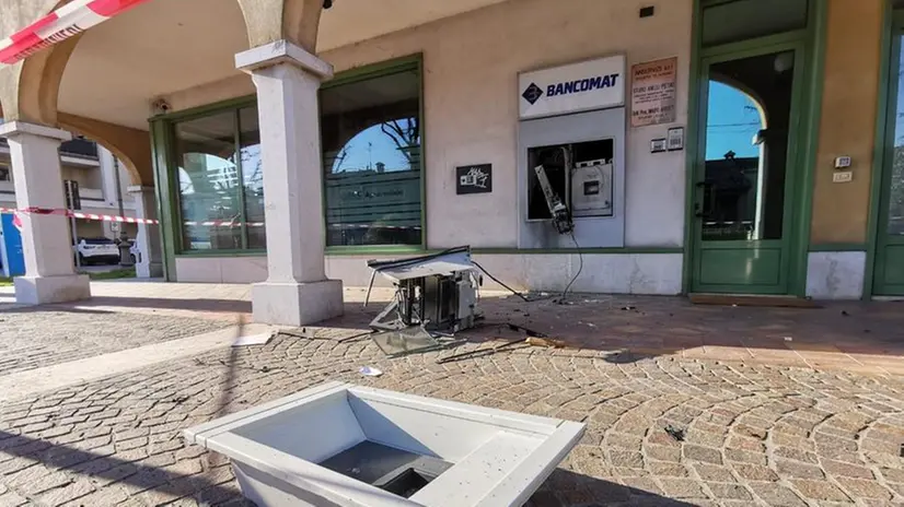 La banca a Montirone presa d'assalto dai ladri