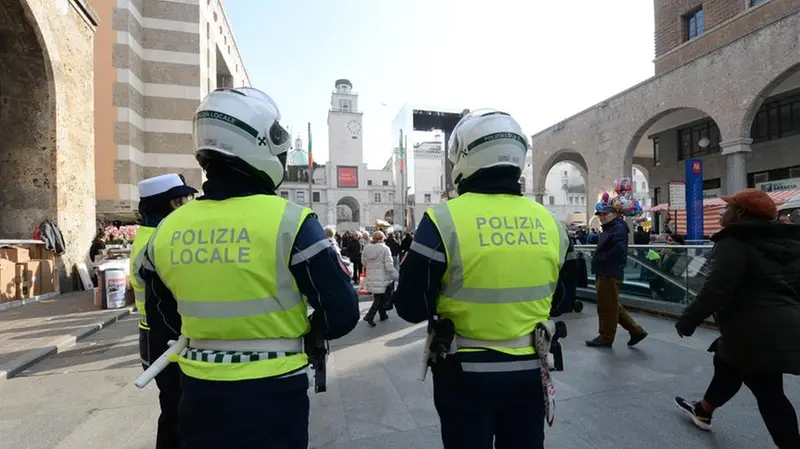Fiera di San Faustino, controlli di polizia e personale di soccorso medico