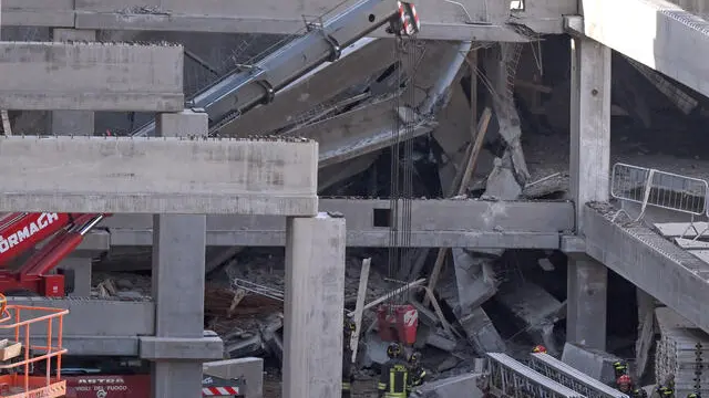 A detail in the construction site where a collapse in Florence, Italy, 16 February 2024. Two workers died and others are missing after a structural collapse on Friday at a supermarket construction site in Florence, local officials said.
ANSA/CLAUDIO GIOVANNINI