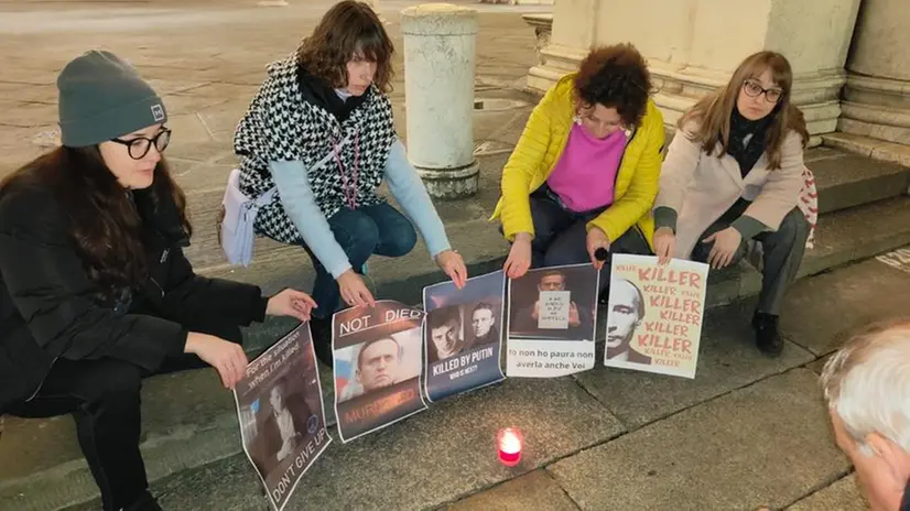 Il presidio in ricordo di Alexei Navalny