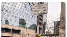 Navalny: Sensi, identificato chi lo onorava con i fiori a Milano