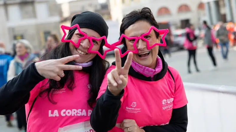 La Corsa Rosa è dedicata alla prevenzione e alla sensibilizzazione sul tema della violenza di genere - © www.giornaledibrescia.it