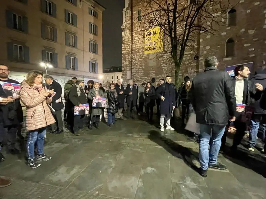 La fiaccolata per Navalny in piazza Rovetta
