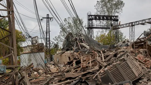 epa10222974 Debris after shelling on infrastructure in Kharkiv, Ukraine, 04 October 2022 amid Russia's military invasion. According to Kharkiv Regional Prosecutor's office, the Russian military shelled Kharkiv from the territory of the Belgorod region of Russia presumably. The Ukrainian army pushed Russian troops from occupied territory in the northeast of the country in a counterattack. Kharkiv and surrounding areas have been the target of heavy shelling since February 2022, when Russian troops entered Ukraine starting a conflict that has provoked destruction and a humanitarian crisis.  EPA/SERGEY KOZLOV