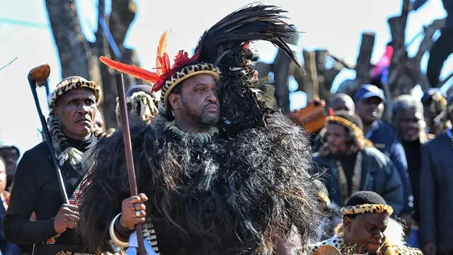epa10130835 A handout photo made available by the South African Government Communications and Information System (GCIS) shows Zulu King Misuzulu kaZwelithini pictured during the MisuZulu kaZwelithini’s traditional crowning ceremony, Nongoma, Kwa Zulu Natal, South Africa, 20 August 2022. The event is a traditional coronation ceremony that is a rite of passage for him to take over the reins fully as the new King of the Zulu tribe. He is expected to wear a lion's skin when he enters the kraal. Succession battles continue to divide the royal family ahead of MisuZulu's sacred ritual of entering the kraal. EPA/Fikile Marakalla / GCIS HANDOUT HANDOUT EDITORIAL USE ONLY/NO SALES