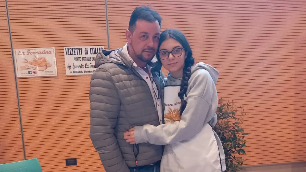 Alessandro Cantoni con la figlia - © www.giornaledibrescia.it