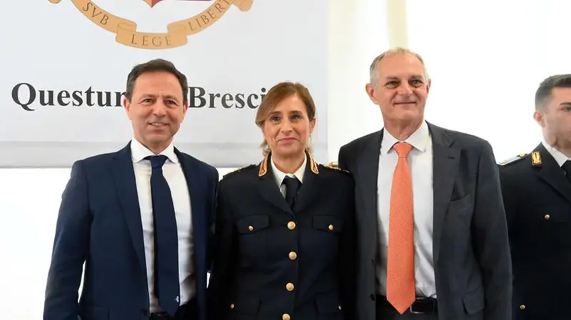 La firma del protocollo in Questura