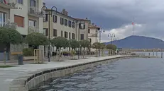 Il lago d'Iseo pieno dopo la pioggia - Foto © www.giornaledibrescia.it