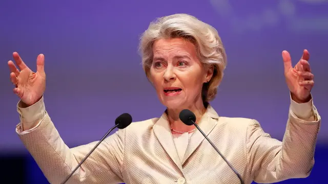 epa11203664 European Commission President Ursula von der Leyen, the EPP candidate for the same position, delivers her speech during the second plenary session of the European People's Party Congress in Bucharest, Romania, 07 March 2024. The European People's Party (EPP) party holds its Congress in Romania's capital on 06 and 07 March, to choose their candidates for the EU Parliament elections, and as well their nominees for the EU leadership. European Union parliamentary elections will take place from 06 until 09 June 2024. EPA/Robert Ghement