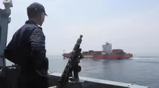 foto di Nave Duilio nel Mar Rosso (Marina Militare)