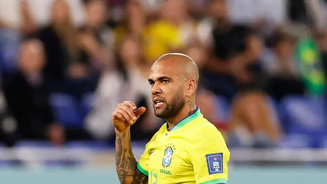 epa10350829 Dani Alves of Brazil reacts during the FIFA World Cup 2022 round of 16 soccer match between Brazil and South Korea at Stadium 974 in Doha, Qatar, 05 December 2022. EPA/Rungroj Yongrit