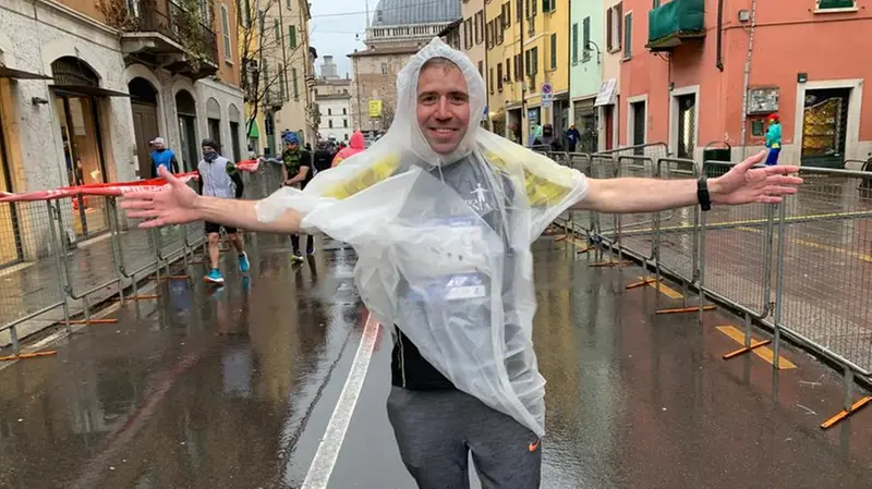 Bam sotto la pioggia