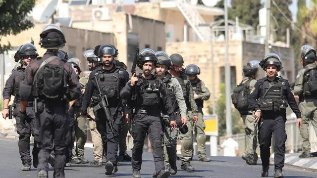 epa10916443 Israel police patrol the Wadi Al Joz neighbourhood in the old city in Jerusalem , 13 October 2023. Israel limited access to Al Aqsa Mosque complex as Hamas called for a day of rage in reaction to the war between Israel and Hamas. EPA/ABIR SULTAN EPA-EFE/ABIR SULTAN