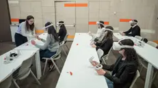 Metaversity Progetto di realtà aumentata con Meta dell’Università Cattolica del Sacro cuore Nella foto una lezione in aula diamante Milano, 13 marzo 2024, ANSA/DAVIDE CANELLA