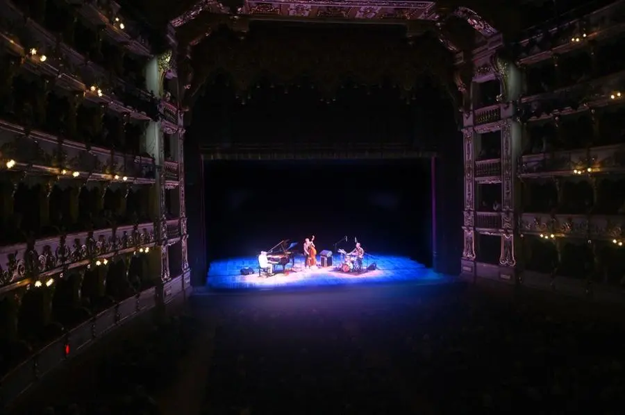 Il concerto di Stefano Bollani al Teatro Grande