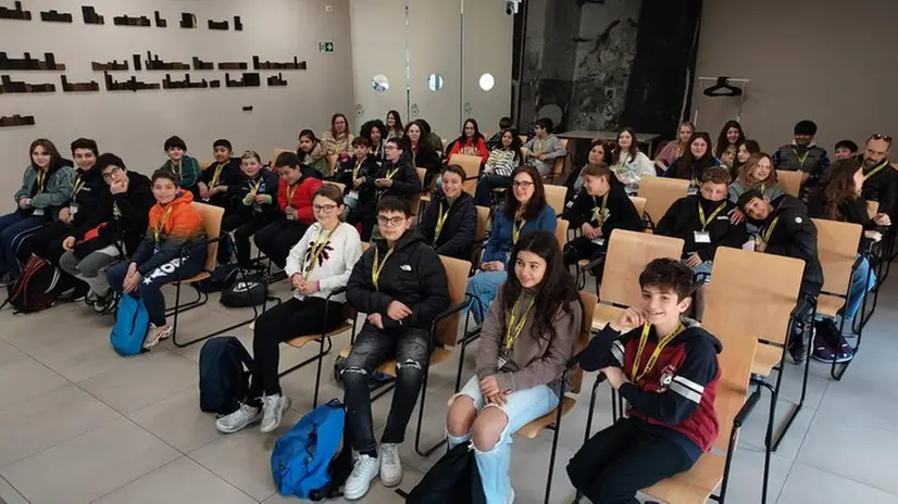 Le classi II B e C della scuola primaria «Da Vinci» di Travagliato