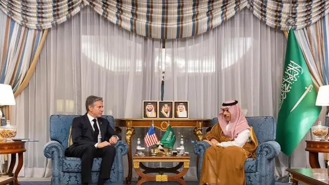 epa11232493 A handout photo made available by the Saudi Foreign Ministry Press Office shows Saudi Minister of Foreign Affairs, Prince Faisal bin Farhan bin Abdullah (R) meets with the US Secretary of State Antony Blinken in Jeddah, Saudi Arabia, 20 March 2024. The two officials discussed developments in the Gaza Strip and the city of Rafah, the importance of an immediate ceasefire, and all efforts to ensure the entry of urgent humanitarian aid, according to Saudi foreign ministry statement. Blinken is on a regional tour expected to visit Egypt on 21 March to meet with foreign ministers from Egypt, Saudi Arabia, Qatar and Jordan, UAE international cooperation minister and the secretary-general of the Palestinian Liberation Organisation, according to the Egyptian foreign ministry. EPA/SAUDI FOREIGN MINISTRY / HANDOUT HANDOUT EDITORIAL USE ONLY/NO SALES HANDOUT EDITORIAL USE ONLY/NO SALES