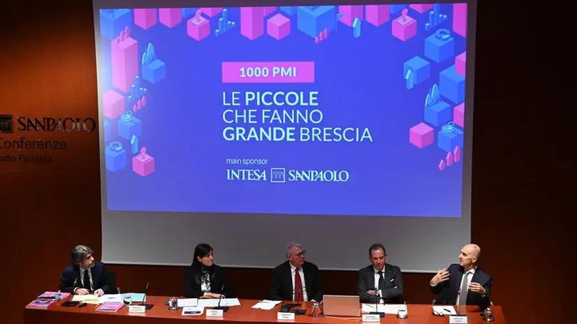 La presentazione dell'inserto nella sala Faissola di Intesa Sanpaolo - Foto NewReporter/Nicoli © www.giornaledibrescia.it