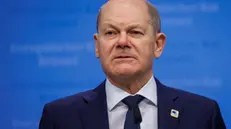 epa11236405 German Chancellor Olaf Scholz speaks to the press at the end of the second day of a European Council meeting in Brussels, Belgium, 22 March 2024. EPA/OLIVIER MATTHYS