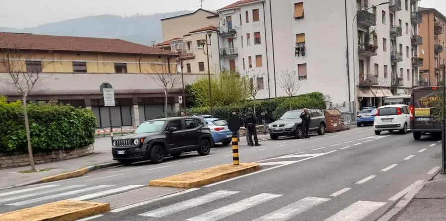 Assalto al bancomat Bnl di viale Piave a Brescia
