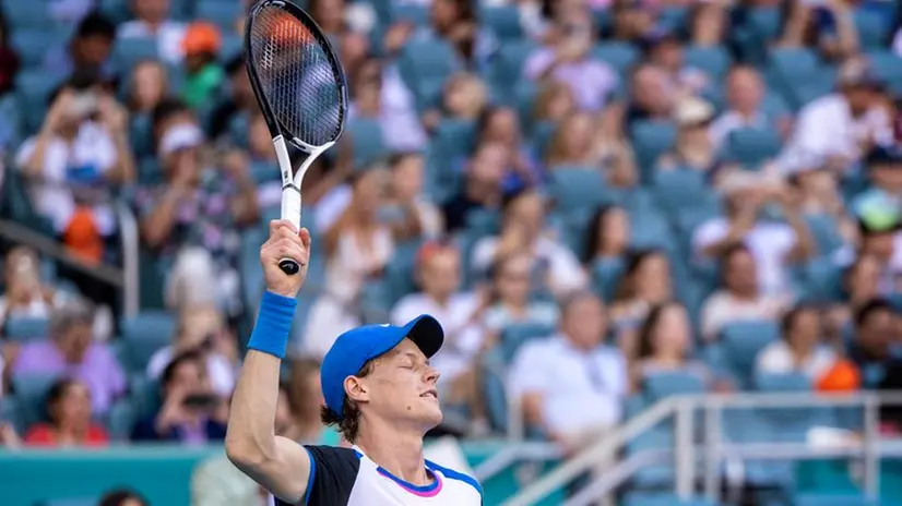 Jannik Sinner vince a Miami e diventa numero due al mondo