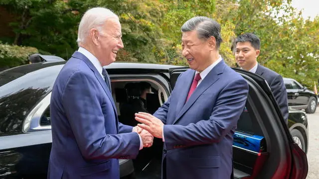 epa10977855 US President Joe Biden (L) escorts Chinese President Xi Jinping to his car to bid farewell after their talks in the Filoli Estate in Woodside, south of San Francisco, California, USA, 15 November 2023 (issued 16 November 2023). Chinese President Xi and US President Biden on 15 November, had an in-depth exchange of views on strategic and overarching issues critical to the direction of China-US relations and on major issues affecting world peace and development. EPA/XINHUA / LI XUEREN CHINA OUT / UK AND IRELAND OUT / MANDATORY CREDIT EDITORIAL USE ONLY EDITORIAL USE ONLY