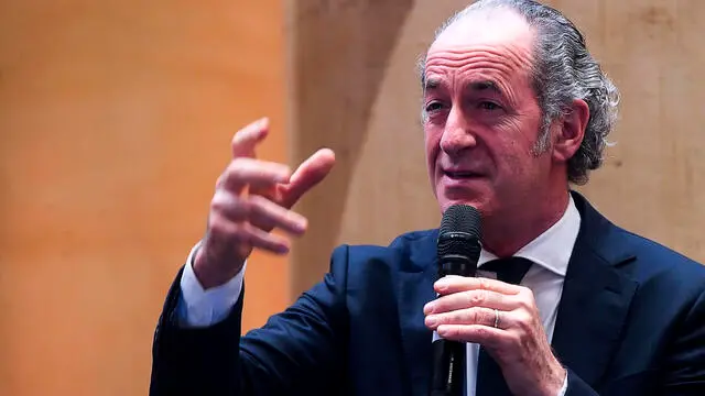 Il Presidente della Regione Veneto Luca Zaia durante la presentazione del libro “Fa presto vai Piano. La vita è un viaggio passo a passo”, Roma, 01 febbraio 2024. ANSA/ANGELO CARCONI