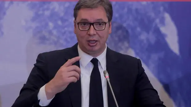 epa08084966 President of Serbia Aleksander Vucic (L) speaks during a press conference in Tirana, Albania, 21 December 2019. Leaders of Albania, Serbia, North Macedonia and Montenegro are meeting in Tirana for the third meeting of the Mini Shengen agreement between the Balcans coutries facilitating a free movement of people and goods. EPA/MALTON DIBRA