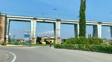 La ciclovia del Garda passerà anche sotto il viadotto di Desenzano © www.giornaledibrescia.it