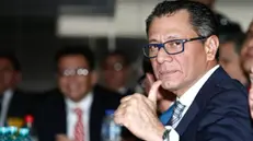 epa06757899 Former Vice President of Ecuador Jorge Glas, gives the thumbs up to the press at the National Court of Justice in Quito, Ecuador, 23 May 2018. Glasâs attorneys are asking the nullity of the trial against him in the court of appeals. EPA/Jose Jacome