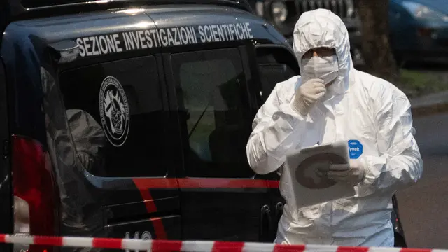 Sparatoria Viale Marche uomo gambizzato, Carabinieri e scientifica sul posto, Milano, 9 Aprile 2024, Ansa/Andrea Fasani
