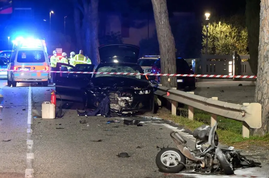 Schianto a Padenghe tra un'auto e un motorino: morto un uomo