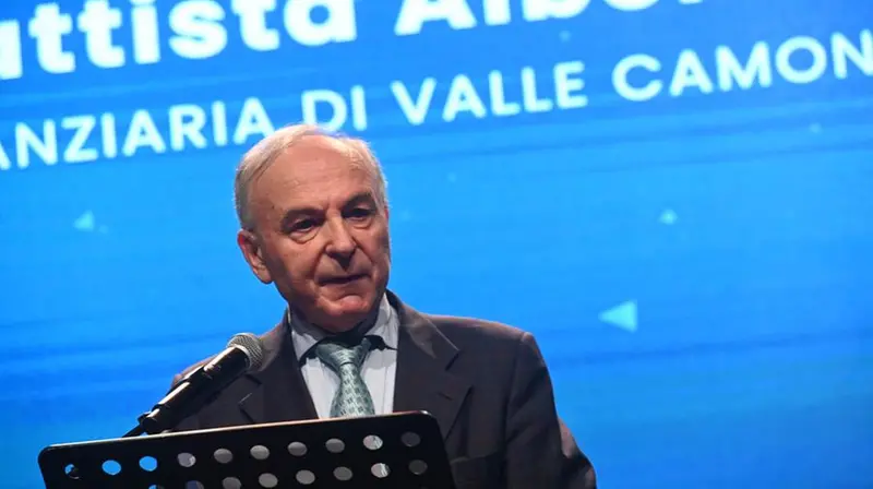 Il presidente Battista Albertani durante il suo intervento - Foto New Reporter Favretto © www.giornaledibrescia.it