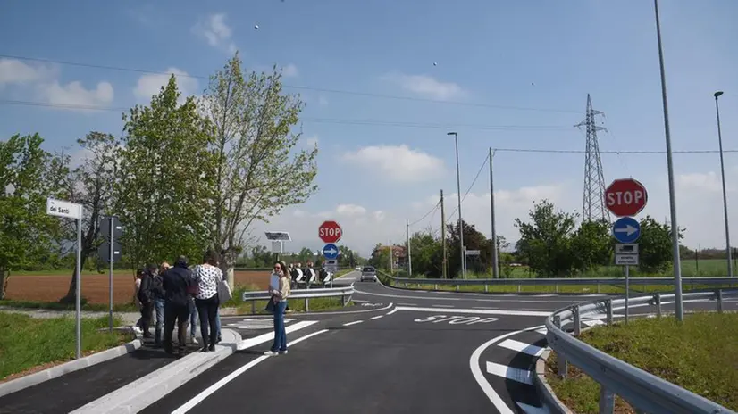 Lavori tra via Santi e via Le Ghiselle