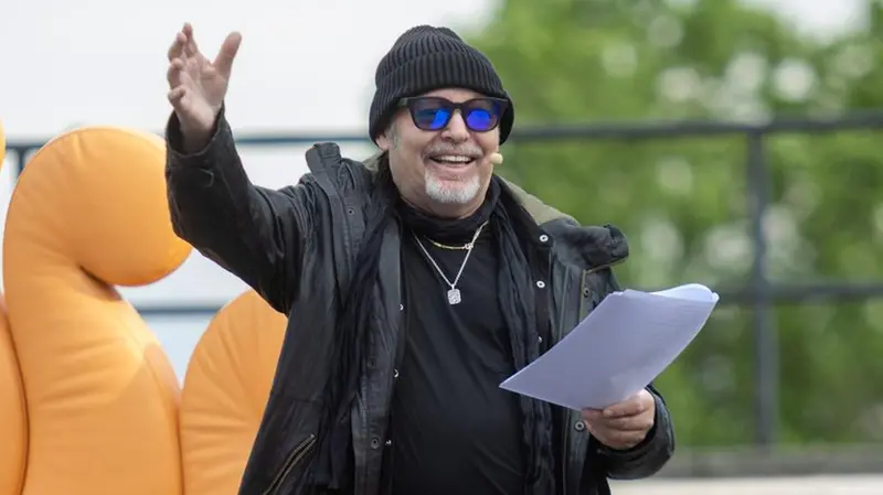 Vasco Rossi, la consegna del premio al Vittoriale