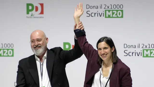 Stefano Bonaccini e Elly Schlein all'Assemblea Nazionale del Partito Democratico presso il centro congressi 'La Nuvola', Roma, 12 marzo 2023. ANSA/FABIO CIMAGLIA