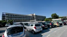 L'ospedale Santa Maria delle Grazie di Pozzuoli dove sabato, dalle 11 alle 13, ci sarà la prova di evacuazione, 5 ottobre 2023. ANSA/CIRO FUSCO