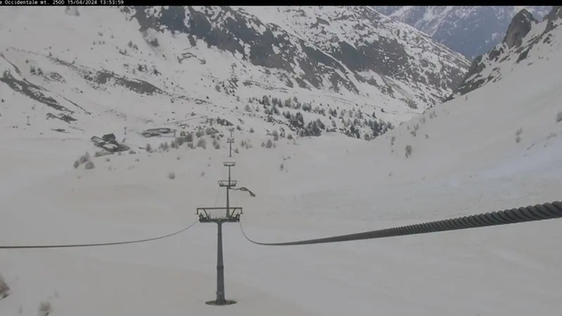 Neve sulle montagne bresciane: le immagini delle webcam