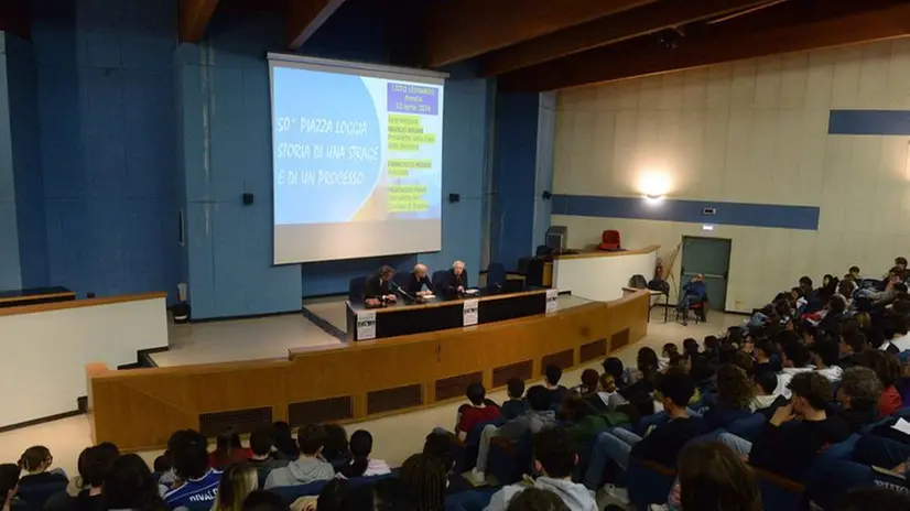 Strage di piazza Loggia, incontro con gli studenti