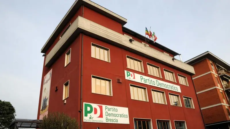 La sede del Pd in via Risorgimento a Brescia © www.giornaledibrescia.it