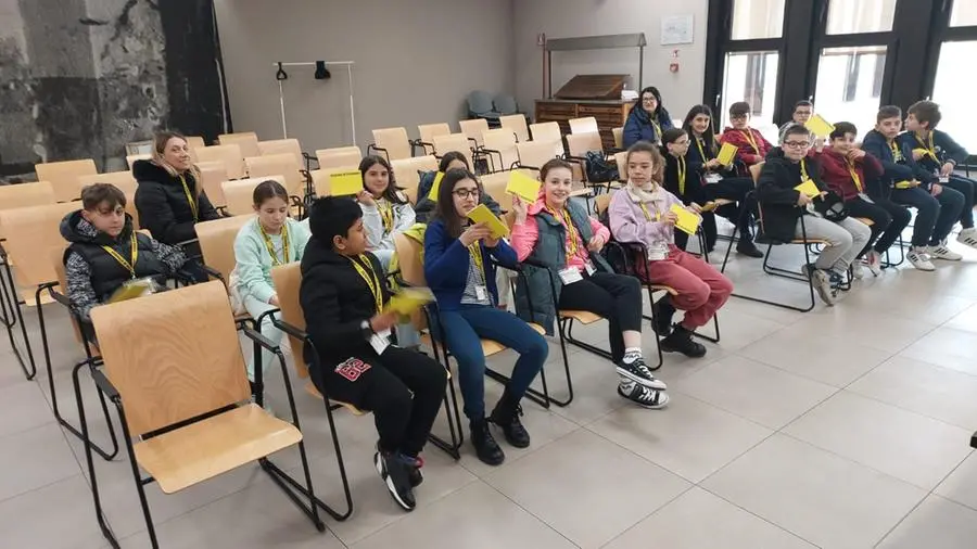 Gli studenti della quinta C del Don Milani di Borgosatollo in visita al GdB