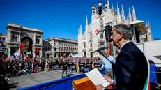 Il sindaco Giuseppe Sala sul palco del corteo per la commemorazione del 25 aprile a Milano, 25 aprile 2023.ANSA/MOURAD BALTI TOUATI