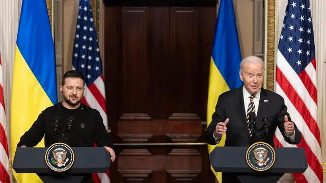 epa11025638 US President Joe Biden (R) and Ukrainian President Volodymyr Zelensky (L) hold a joint news conference in the Indian Treaty Room of the Eisenhower Executive Office Building, on the White House complex in Washington, DC, USA, 12 December 2023. Ukrainian President Zelensky is in Washington to meet with members of Congress at the US Capitol and US President Joe Biden at the White House to make a last-ditch effort to convince the US Congress for further military aid before the holiday recess. Republicans want concessions from Democrats on border security in order to support aid to Ukraine. EPA/MICHAEL REYNOLDS