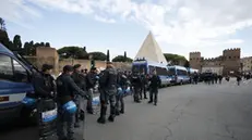 25 aprile festa della liberazione, piazzale Ostiense. Roma, 25 aprile 2024. ANSA/MASSIMO PERCOSSI