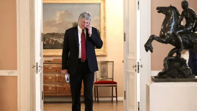 epa11044486 Kremlin spokesman Dmitry Peskov waits for the arrival of CIS heads of state during their visit to the Pavlovsk State Museum and Reserve in St. Petersburg, Russia, 26 December 2023. The Russian president traditionally convenes an informal meeting of the heads of state of the CIS in St. Petersburg before the New Year. EPA/VLADIMIR SMIRNOV / SPUTNIK / KREMLIN POOL MANDATORY CREDIT