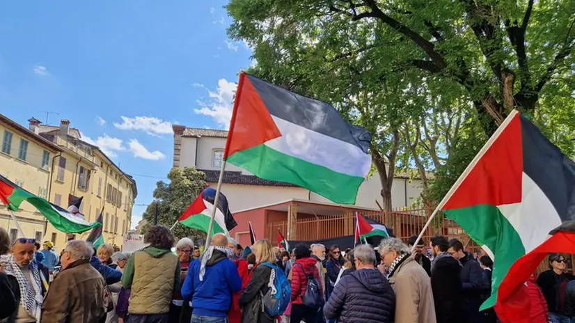 Corteo contro la guerra in Palestina al Carmine