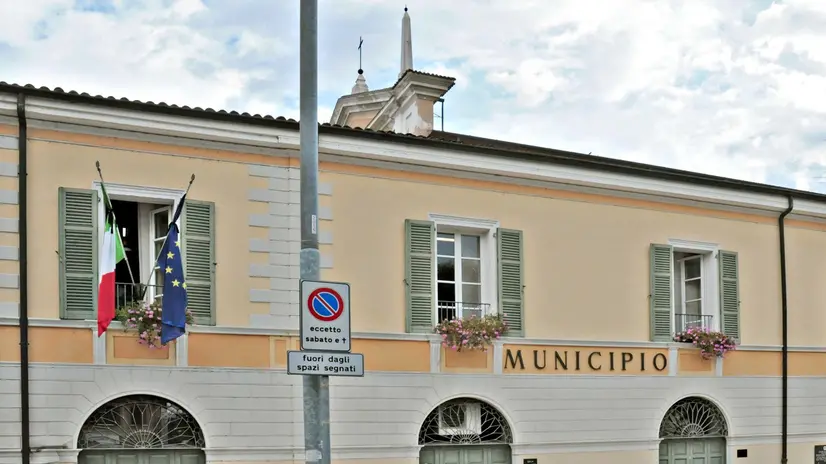Il municipio di Ghedi - © www.giornaledibrescia.it