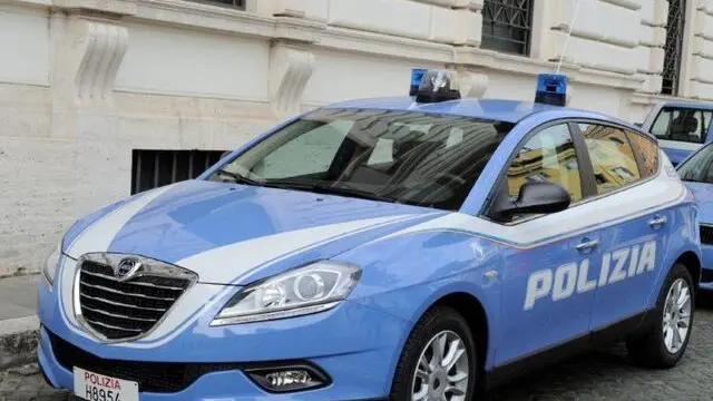 Polizia di Stato: nuova livrea autovettura