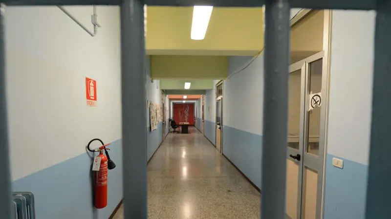 Il carcere di Canton Mombello - Foto © www.giornaledibrescia.it